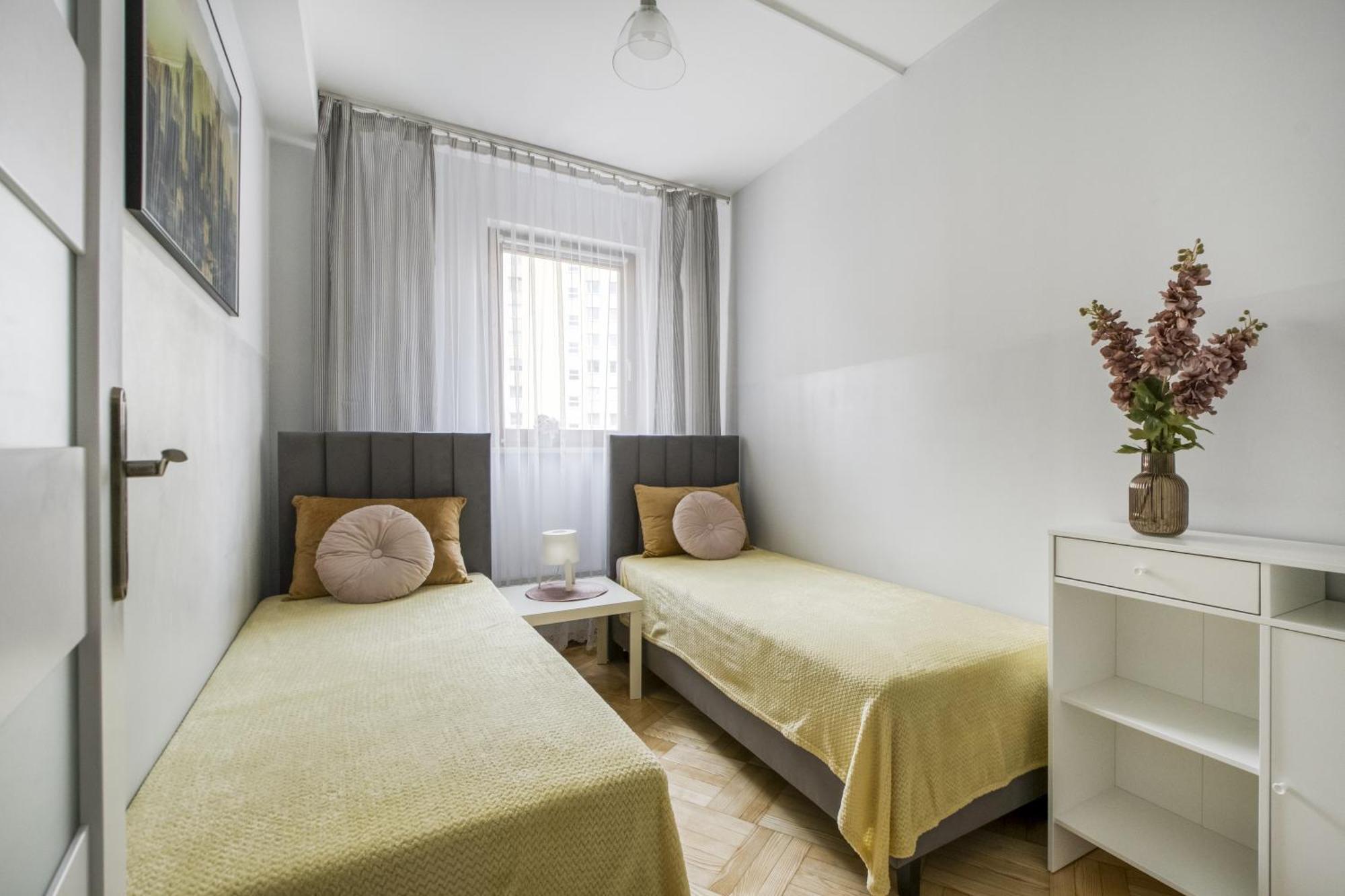 Gama Great Location & Famili Apartment 120M 2-12 People Варшава Екстер'єр фото